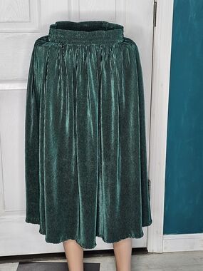 American Apparel Accirdion  Pleated Emerald Green Midi Skirt